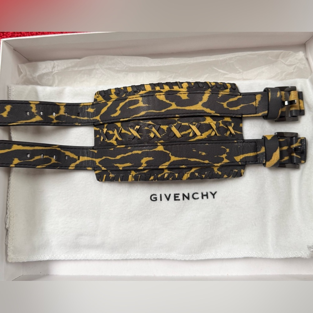 Givenchy 100% Cowhide Leather Braided Cuff
